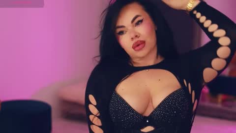 Lila online show from November 23, 2025, 4:51 pm