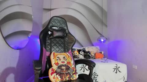 Nayuta online show from November 13, 2025, 7:46 pm