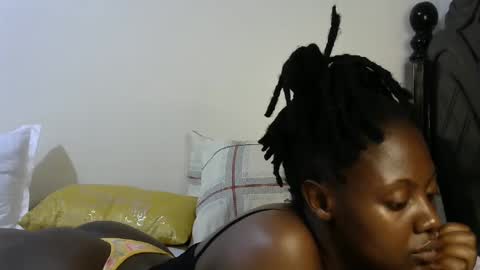 iampolca online show from January 27, 2025, 3:18 pm