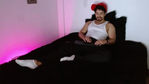 Ian Davis online show from November 21, 2025, 12:48 pm