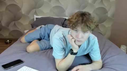 Snapshot of ian_flor chatting on January 16, 2026, 2:43 pm Ian Flor online show from January 16, 2026, 2:43 pm