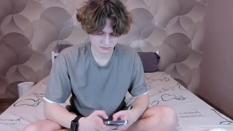 Snapshot of ian_flor chatting on March 22, 2026, 4:10 pm Ian Flor online show from March 22, 2026, 4:10 pm