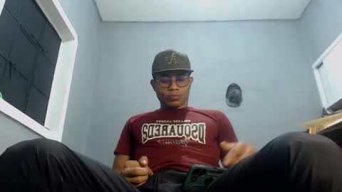 ian_tuner online show from January 1, 2025, 10:35 pm