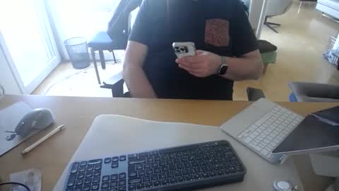 iandy12 online show from February 1, 2026, 1:31 pm