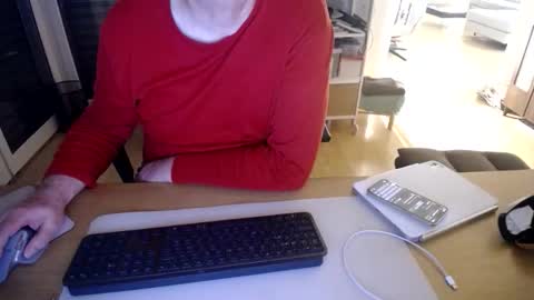 iandy12 online show from February 22, 2026, 10:41 pm