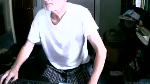 ianh123mb online show from May 26, 2026, 12:23 pm