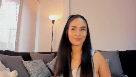 I A R A   online show from November 24, 2025, 3:12 pm