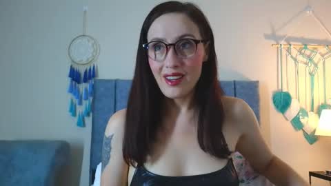 Iberian Moon online show from October 26, 2025, 11:16 am