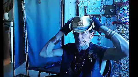 PMS online show from December 30, 2024, 8:15 pm