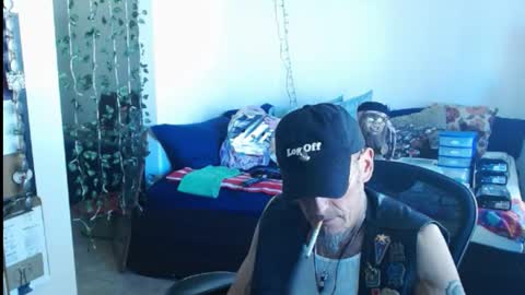 PMS online show from February 26, 2025, 8:44 pm