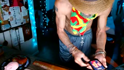 PMS online show from October 3, 2025, 8:44 am