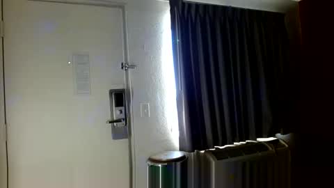 PMS online show from November 8, 2025, 11:14 pm