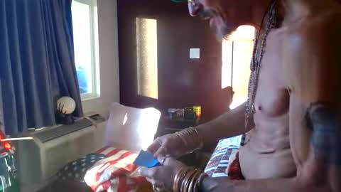 PMS online show from November 29, 2025, 2:42 pm