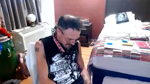 PMS online show from November 30, 2025, 2:48 am