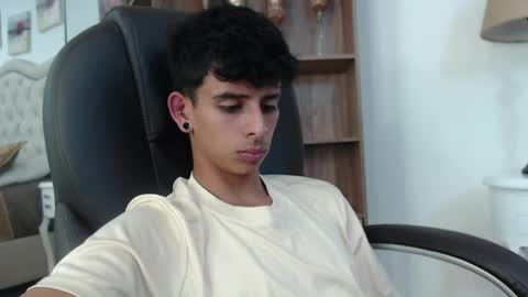 ibratxandy online show from April 18, 2026, 7:40 pm