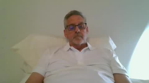 icanhelpu43 online show from May 22, 2026, 11:43 pm