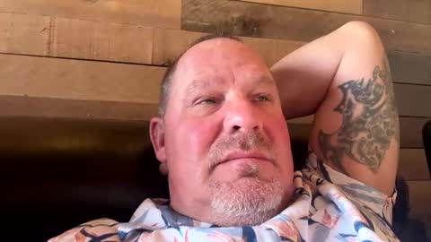 icanmakeyousquirt69 online show from April 5, 2026, 7:44 pm
