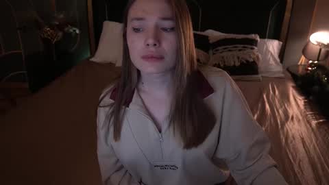 Danielle online show from December 22, 2025, 1:41 pm