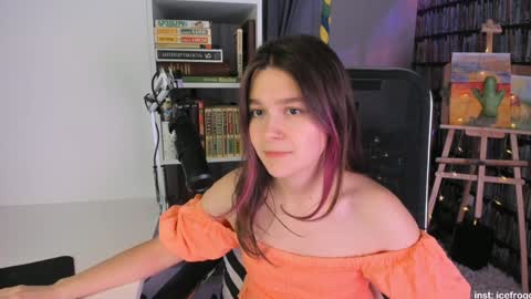 Snapshot of icefroq chatting on February 1, 2025, 9:29 pm Julia online show from February 1, 2025, 9:29 pm