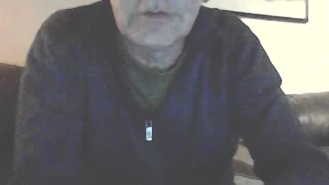 Snapshot of icemandude chatting on June 13, 2026, 8:18 pm icemandude online show from June 13, 2026, 8:18 pm