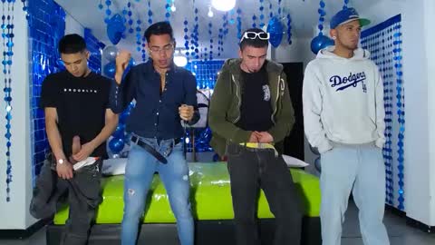 THOMAS AND DAMIAND online show from January 25, 2025, 5:19 pm