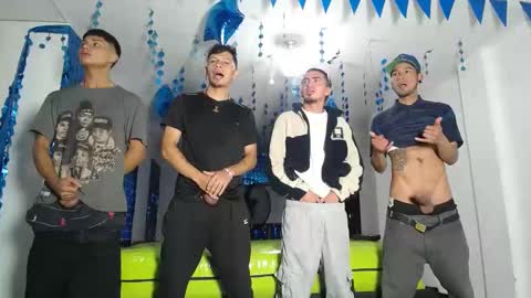 THOMAS AND DAMIAND online show from February 23, 2025, 12:59 pm