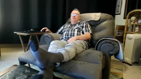 Christopher online show from October 16, 2025, 1:06 am