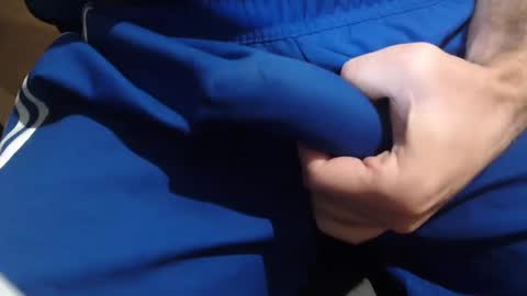 Snapshot of icky_thumps chatting on December 27, 2024, 6:24 am icky_thumps online show from December 27, 2024, 6:24 am