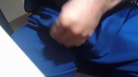 Snapshot of icky_thumps chatting on December 30, 2024, 5:04 am icky_thumps online show from December 30, 2024, 5:04 am