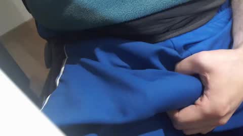 Snapshot of icky_thumps chatting on January 19, 2025, 1:21 am icky_thumps online show from January 19, 2025, 1:21 am