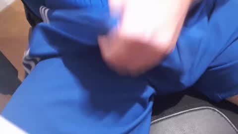 Snapshot of icky_thumps chatting on September 23, 2025, 4:26 am icky_thumps online show from September 23, 2025, 4:26 am