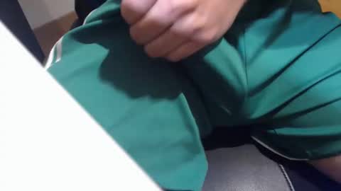 Snapshot of icky_thumps chatting on November 2, 2025, 7:49 pm icky_thumps online show from November 2, 2025, 7:49 pm