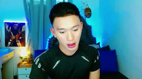 Mateo online show from September 12, 2025, 4:23 am