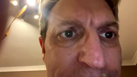 icums4u online show from December 23, 2024, 3:23 pm