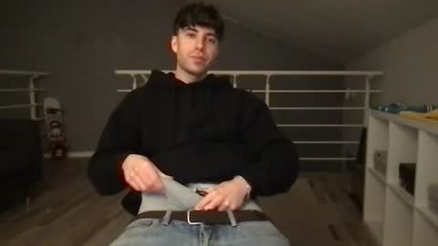 icyninesix online show from January 17, 2025, 5:21 am