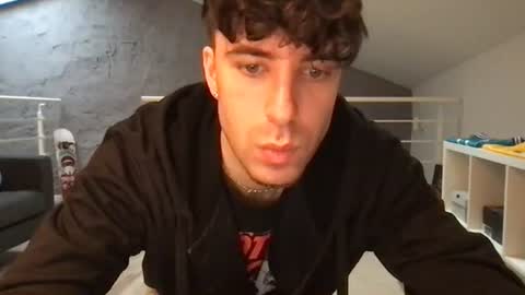 icyninesix online show from January 25, 2025, 2:58 pm