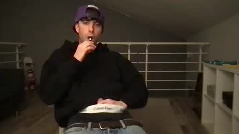 icyninesix online show from January 31, 2025, 12:39 am