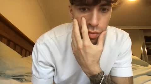 icyninesix online show from February 18, 2025, 3:53 am