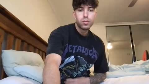 icyninesix online show from March 4, 2025, 12:50 am