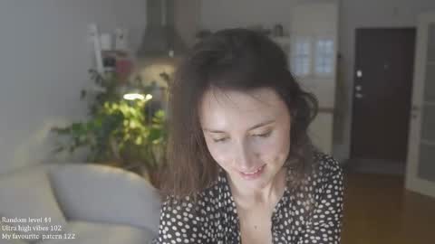 Belle online show from September 15, 2025, 11:10 am