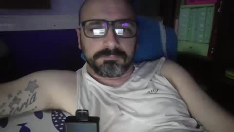 igorargen4 online show from October 20, 2025, 12:33 am