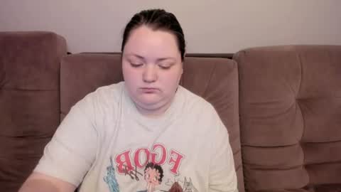 Snapshot of ihaveasecret_ chatting on July 7, 2026, 10:41 am Alice online show from July 7, 2026, 10:41 am