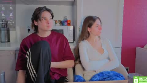 Julia and Mira online show from April 11, 2026, 7:45 am