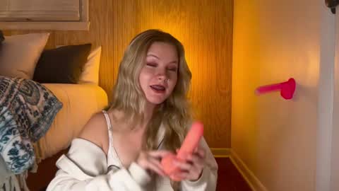 cassie online show from December 10, 2024, 5:28 am