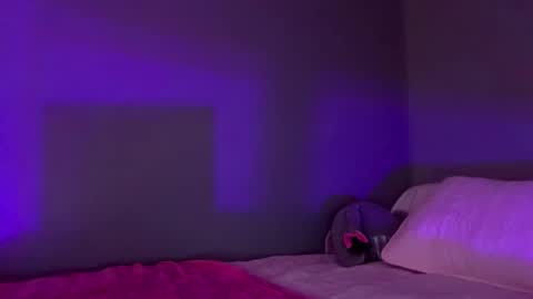 cassie online show from September 22, 2025, 12:12 am