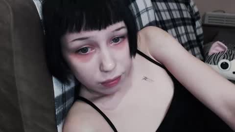 iiiiiiis online show from October 30, 2025, 4:36 am