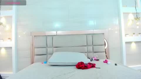 ikia lopez online show from November 15, 2025, 7:10 pm