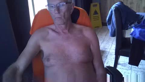 Snapshot of ikwiljeneuken123 chatting on May 4, 2026, 4:30 am ikwiljeneuken123 online show from May 4, 2026, 4:30 am