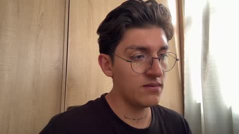 ikyan_nc online show from September 22, 2025, 5:59 pm