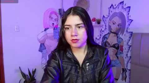 ilayra_smith online show from November 3, 2025, 8:43 pm